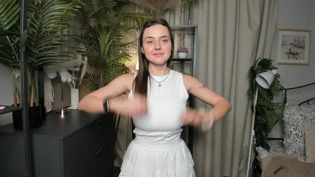 Snapshot of ThelmaJusto chatting on 10-23-25, 03:00 ThelmaJusto online show from 10-23-25, 03:00