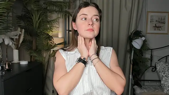 Snapshot of ThelmaJusto chatting on 11-03-25, 03:46 ThelmaJusto online show from 11-03-25, 03:46