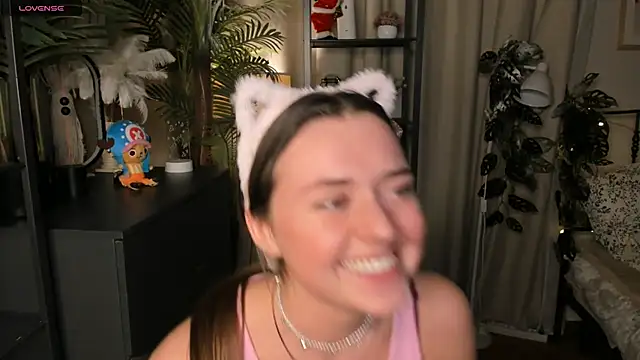 Snapshot of ThelmaJusto chatting on 02-10-26, 02:54 ThelmaJusto online show from 02-10-26, 02:54