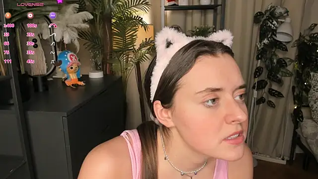 Snapshot of ThelmaJusto chatting on 02-14-26, 03:31 ThelmaJusto online show from 02-14-26, 03:31