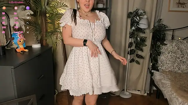 Snapshot of ThelmaJusto chatting on 02-21-26, 03:35 ThelmaJusto online show from 02-21-26, 03:35