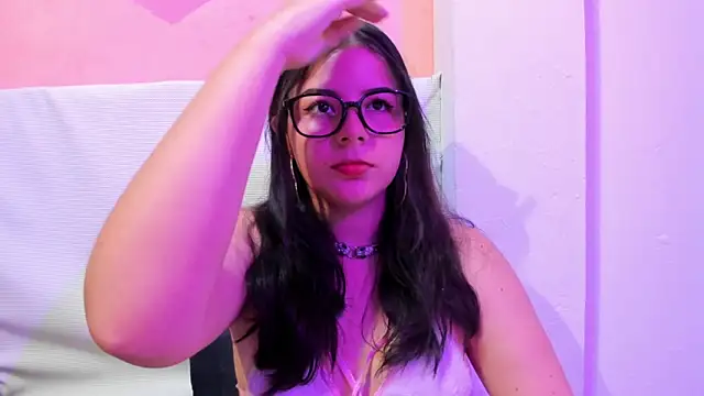 velvetwhite online show from 12-04-25, 09:07