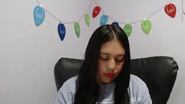 Snapshot of KOREN_JALAA chatting on 01-04-25, 08:05 KOREN JALAA online show from 01-04-25, 08:05