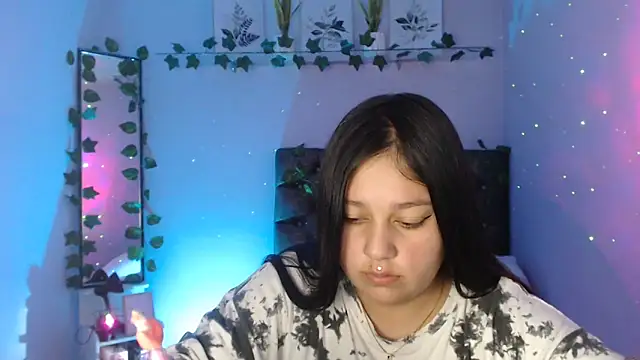 Snapshot of KOREN_JALAA chatting on 01-10-25, 11:29 KOREN JALAA online show from 01-10-25, 11:29