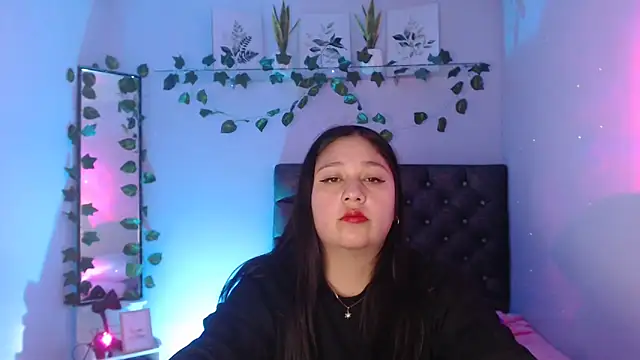 Snapshot of KOREN_JALAA chatting on 01-11-25, 09:36 KOREN JALAA online show from 01-11-25, 09:36