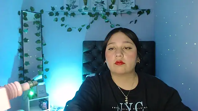 Snapshot of KOREN_JALAA chatting on 02-04-25, 05:01 KOREN JALAA online show from 02-04-25, 05:01