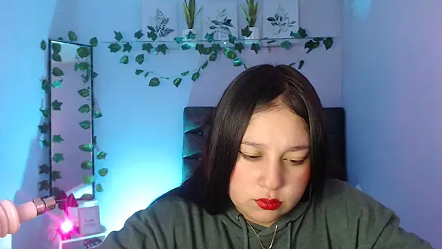 Snapshot of KOREN_JALAA chatting on 02-05-25, 09:29 KOREN JALAA online show from 02-05-25, 09:29