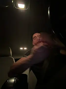 Snapshot of Al3xox02 chatting on 01-10-26, 02:46 Al3xox02 online show from 01-10-26, 02:46