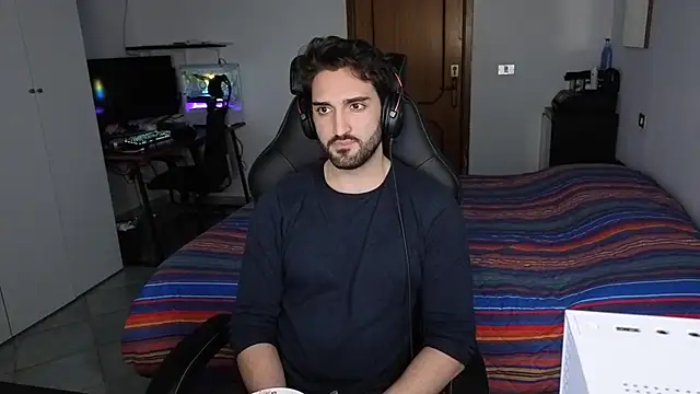 Snapshot of Al3xox02 chatting on 03-01-26, 07:38 Al3xox02 online show from 03-01-26, 07:38