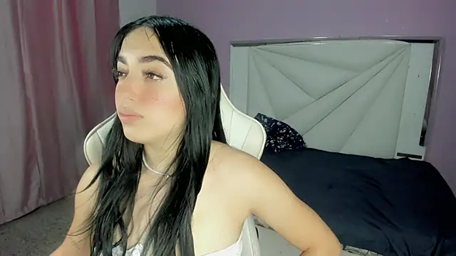 Snapshot of cielooo_ chatting on 11-25-25, 08:53 cielooo online show from 11-25-25, 08:53