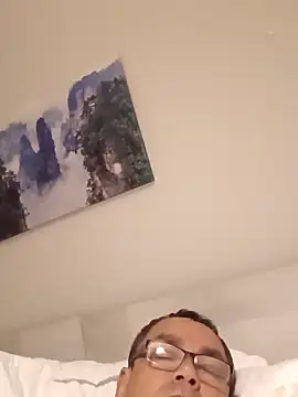 Snapshot of Alfred_00000 chatting on 04-11-26, 07:45 Alfred 00000 online show from 04-11-26, 07:45