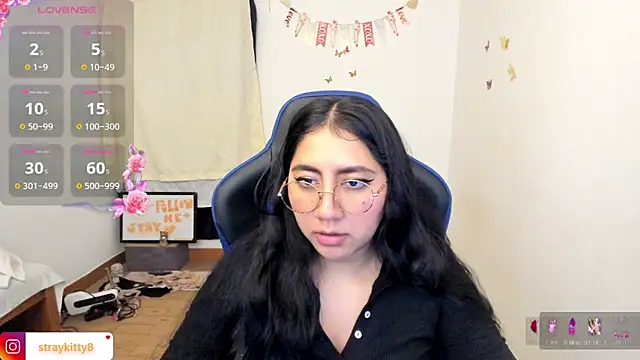 LoveLyy- online show from 06-05-26, 12:28