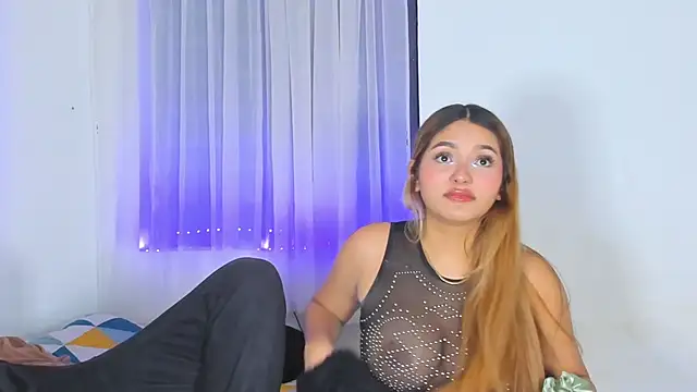 Sexy Couple Xx online show from 10-23-25, 10:25