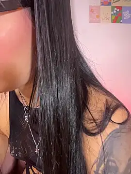 AlannaDollx online show from 04-28-26, 04:34