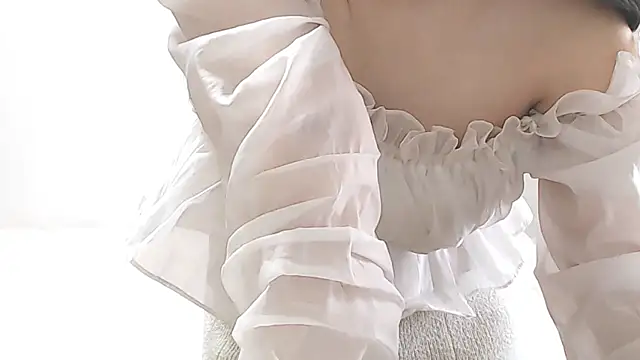 hinako08 online show from 05-10-26, 01:33