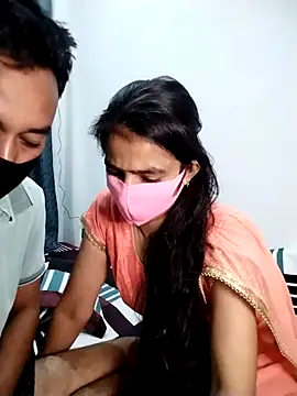 Snapshot of Aarzoo_Arman chatting on 10-08-25, 03:37 Aarzoo Arman online show from 10-08-25, 03:37