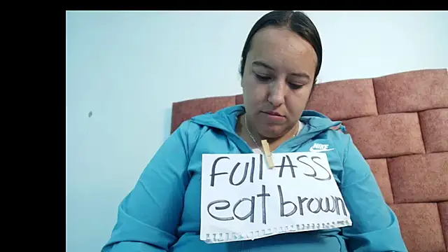 Snapshot of Fat_Tab00_Dirty chatting on 10-12-25, 02:27 Fat Tab00 Dirty online show from 10-12-25, 02:27