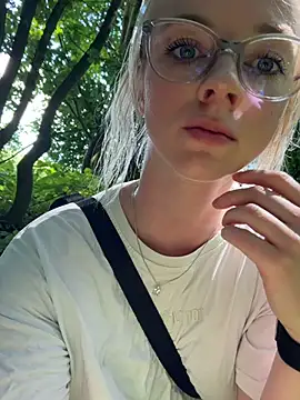 LinaLeana online show from 06-19-26, 11:03