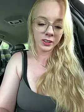 LinaLeana online show from 07-21-26, 10:28