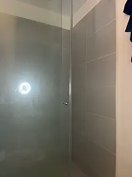 sukulaurens online show from 04-30-26, 03:13