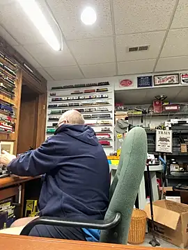 Snapshot of Jcaspen chatting on 03-04-26, 02:34 Jcaspen online show from 03-04-26, 02:34