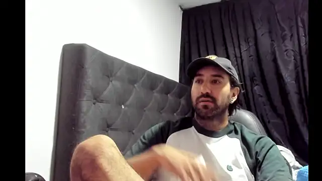 coolfriki online show from 01-18-26, 02:37