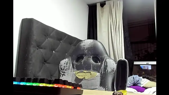 coolfriki online show from 04-05-26, 04:20