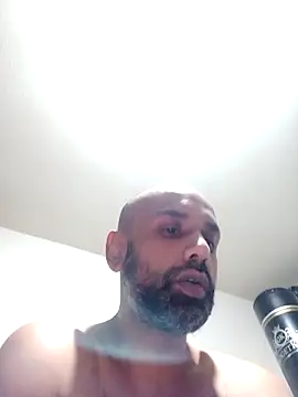 Snapshot of T1T012 chatting on 02-02-26, 04:44 T1T012 online show from 02-02-26, 04:44