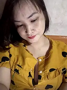 Snapshot of Jeassi-sica chatting on 10-18-25, 01:12 Jeassi-sica online show from 10-18-25, 01:12