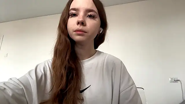 Snapshot of EhtelBiondi chatting on 10-30-25, 08:16 EhtelBiondi online show from 10-30-25, 08:16