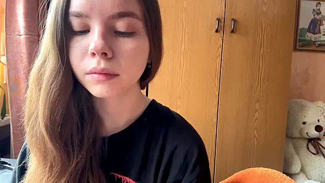 Snapshot of EhtelBiondi chatting on 01-11-26, 08:08 EhtelBiondi online show from 01-11-26, 08:08