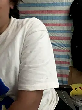 TrangNemo online show from 11-15-25, 12:13