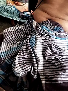 TanjiroCamadoo online show from 10-13-25, 06:13