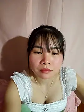 Snapshot of Mylove-here chatting on 11-05-25, 08:47 Mylove-here online show from 11-05-25, 08:47