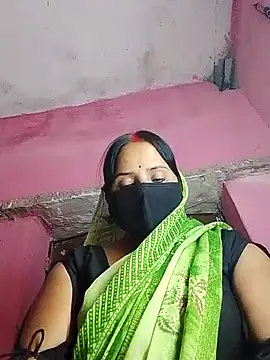 Snapshot of Cr_sonam chatting on 11-11-25, 03:12 Cr sonam online show from 11-11-25, 03:12