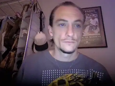 Snapshot of Dubbsssss chatting on 07-06-26, 08:00 Dubbsssss online show from 07-06-26, 08:00