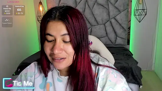 Addyy 02 online show from 06-17-26, 06:42