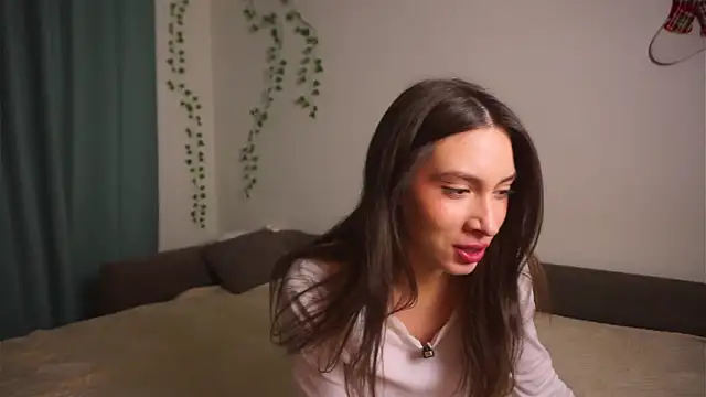 Snapshot of MissyHuf chatting on 01-10-26, 09:55 MissyHuf online show from 01-10-26, 09:55