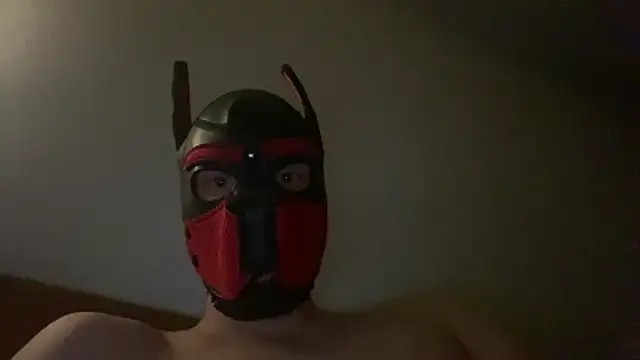 Snapshot of MolleDolle chatting on 12-16-25, 07:13 MolleDolle online show from 12-16-25, 07:13