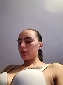 Virgin Hot Girl online show from 10-08-25, 08:17