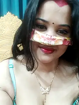 Beauty Queen Soniya online show from 03-08-26, 04:00