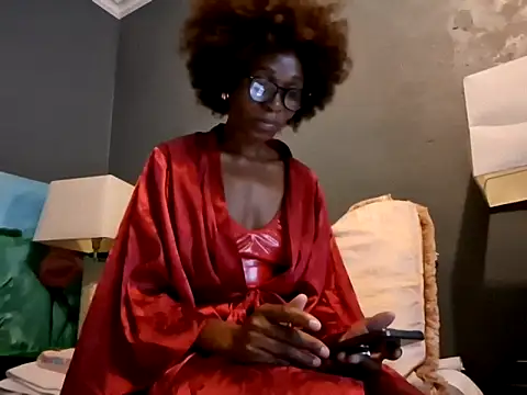 Snapshot of NaughtyCouga chatting on 02-15-26, 04:31 NaughtyCouga online show from 02-15-26, 04:31