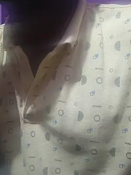 Snapshot of Y0ur_Slave chatting on 11-29-25, 04:43 Y0ur Slave online show from 11-29-25, 04:43