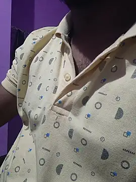 Snapshot of Y0ur_Slave chatting on 01-07-26, 05:37 Y0ur Slave online show from 01-07-26, 05:37