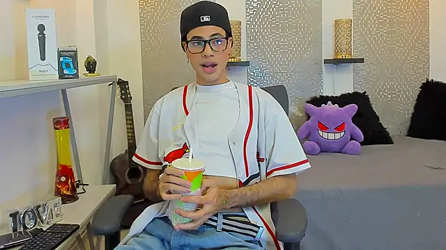 Snapshot of JacobBlackwell_ chatting on 11-07-25, 07:25 JacobBlackwell online show from 11-07-25, 07:25