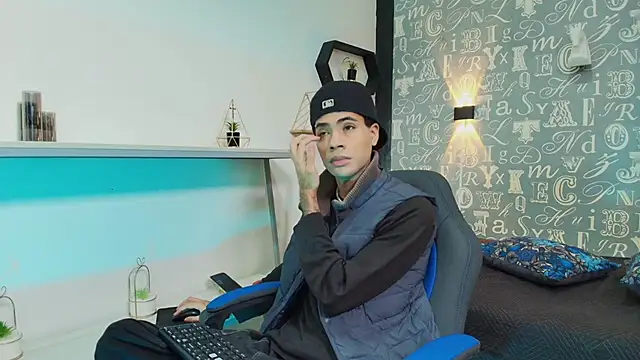 Snapshot of JacobBlackwell_ chatting on 01-08-26, 07:38 JacobBlackwell online show from 01-08-26, 07:38