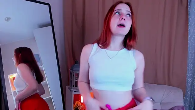 Snapshot of KellyeOun chatting on 11-20-25, 01:50 KellyeOun online show from 11-20-25, 01:50