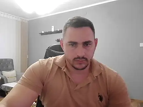 Snapshot of mastermute chatting on 11-01-25, 03:14 mastermute online show from 11-01-25, 03:14