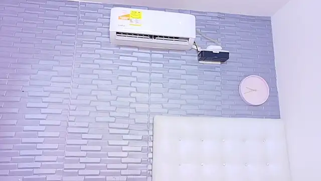 Hungry pussy18 online show from 10-15-25, 01:33