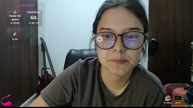 CarlaLorez online show from 05-30-26, 01:25